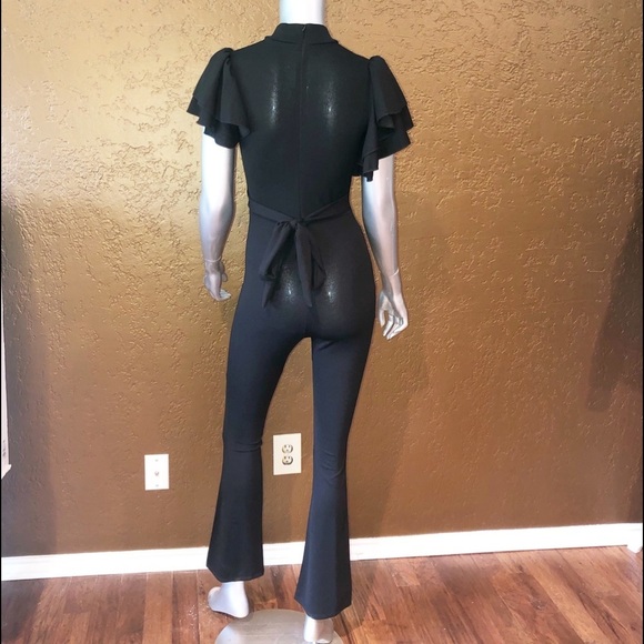 Papayon Poly stretch jumpsuit and ruffle sleeves. - Picture 2 of 8